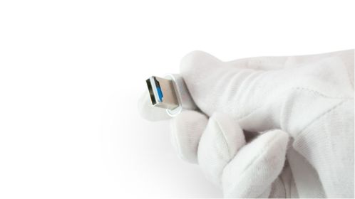 High-Quality Memory Card Reader - Premium Construction for Fast and Reliable Data Transfer
